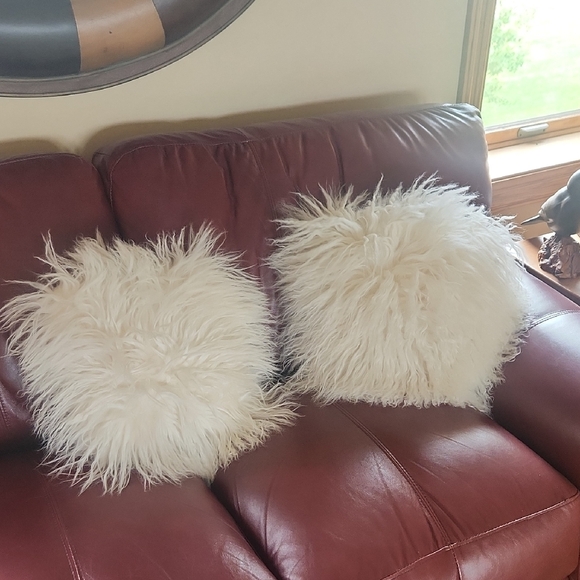 Two PIER 1 Off White Fluffy Accent Pillows Very Plush - Picture 1 of 8